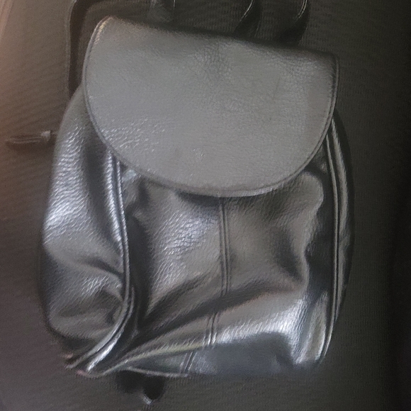 Backpack - Picture 6 of 11